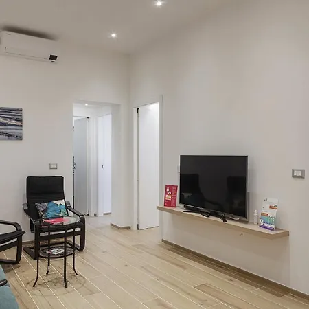 Patty's House In Carignano By Wonderful Italy Apartment Genua